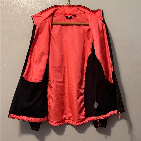 New Balance Black and Red Fleece Jacket - Picture 6 of 9